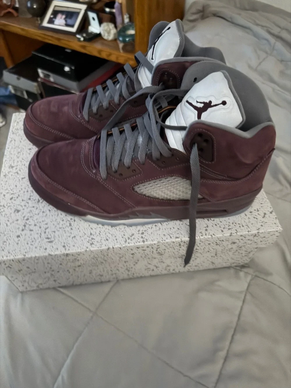 Air Jordan Burgundy 5s